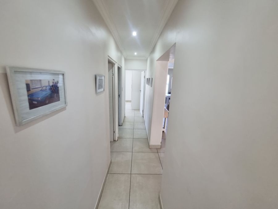 5 Bedroom Property for Sale in Laguna Western Cape